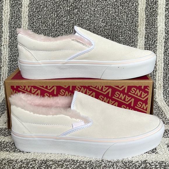 Vans Shoes - Vans Classic Slip-On Suede / Fur True White WMNS